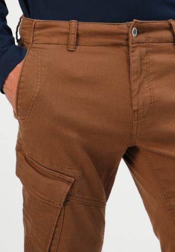 Брюки с накладными карманами