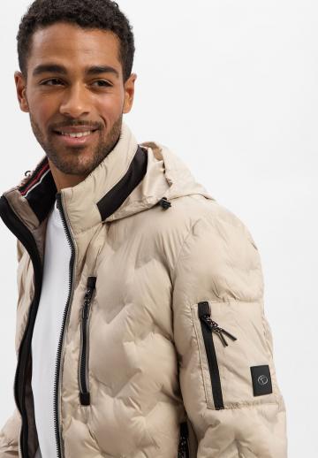 Зимняя куртка