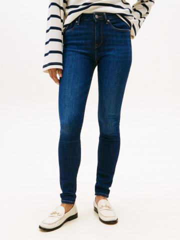 Узкие джинсы