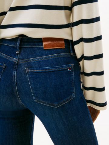 Узкие джинсы