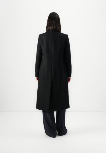 Шерстяное пальто