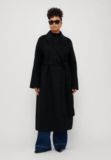 Шерстяное пальто