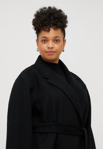 Шерстяное пальто