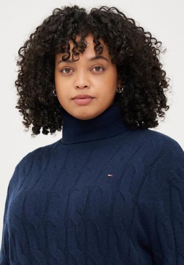 Вязаное платье