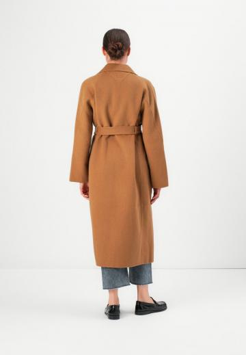 Шерстяное пальто