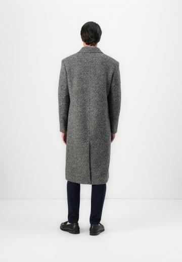 Шерстяное пальто