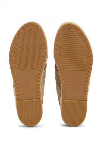 Босоножки на платформе