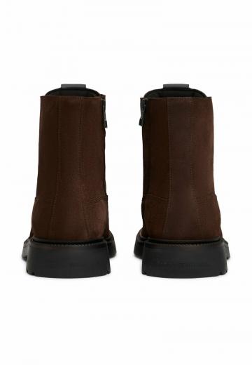 Ботинки на шнуровке