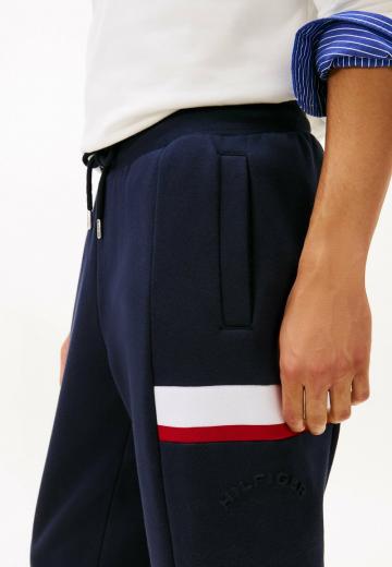 Спортивные штаны