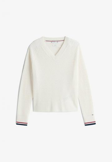 Пуловер с вырезом V