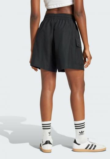 Юбка с накладными карманами