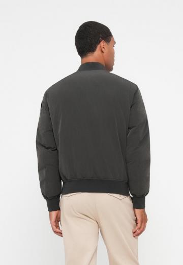 Куртка бомбер