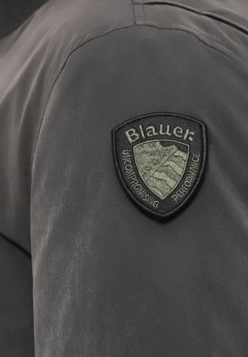 Куртка бомбер