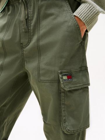 Брюки с накладными карманами