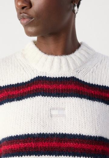 Пуловер в полоску