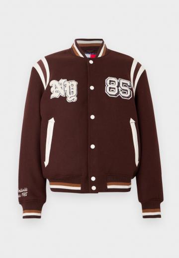 Куртка бомбер