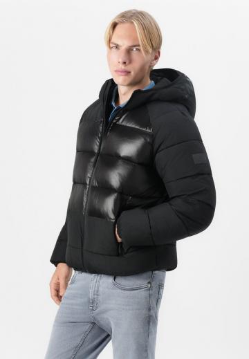 Зимняя куртка