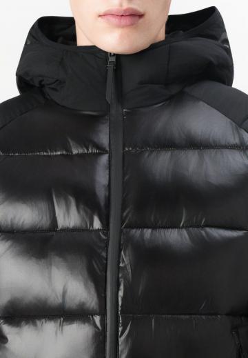 Зимняя куртка