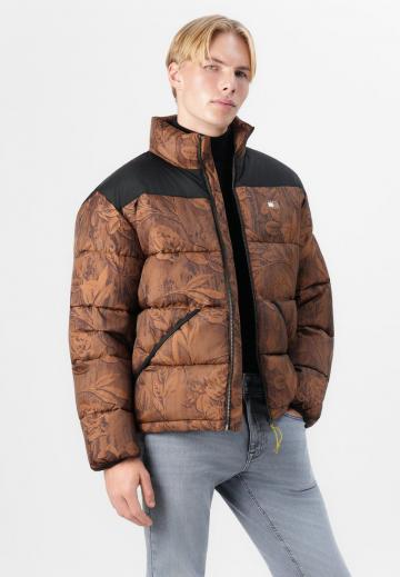 Зимняя куртка