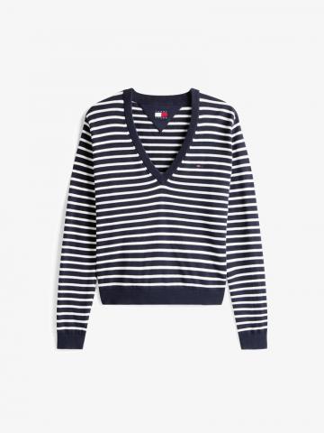 Пуловер в полоску