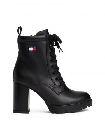 Полусапожки на высоком каблуке