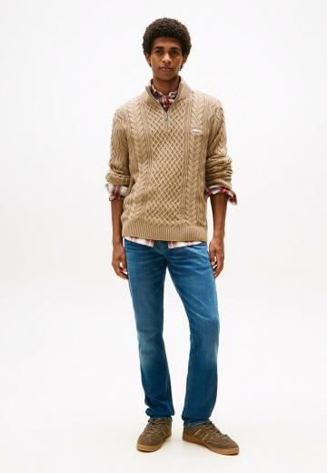 Прямые джинсы