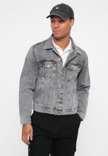 Джинсовая куртка