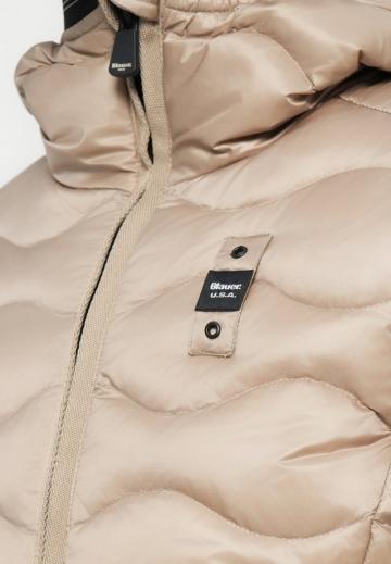 Зимняя куртка