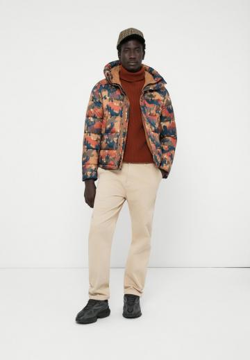 Зимняя куртка