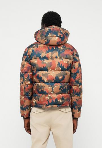 Зимняя куртка