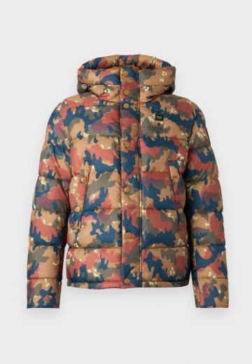 Зимняя куртка