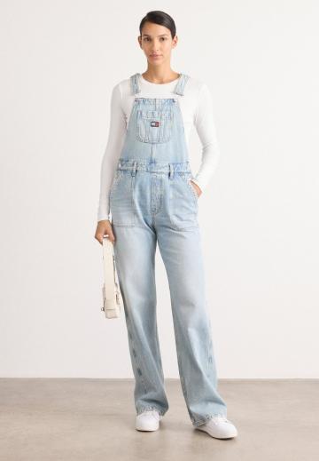 Джинсовый комбинезон