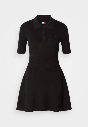 Короткое платье