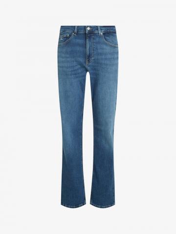 Узкие джинсы