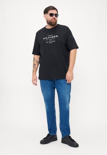 Узкие джинсы