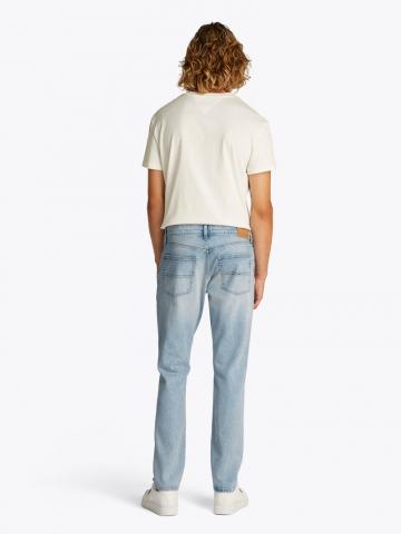 Узкие джинсы