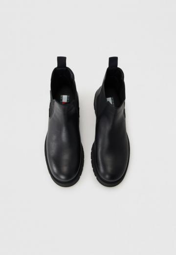 Полусапожки на платформе