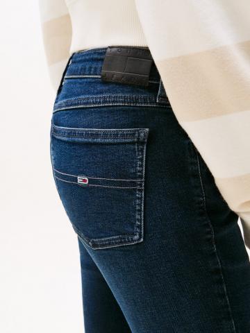 Узкие джинсы