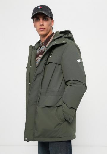 Зимняя куртка