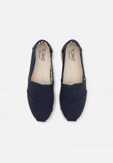 Полуботинки