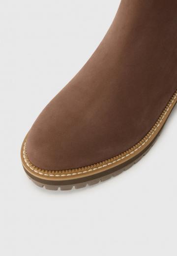 Зимние ботинки