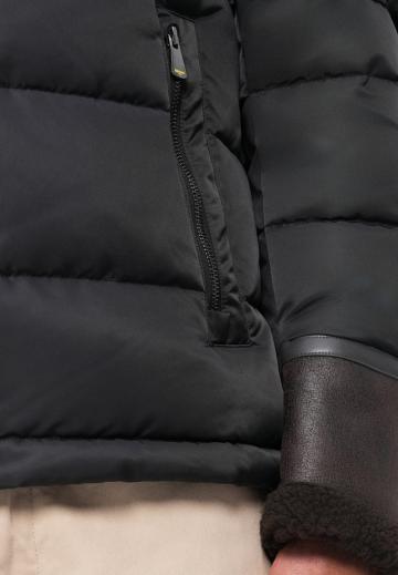 Зимняя куртка