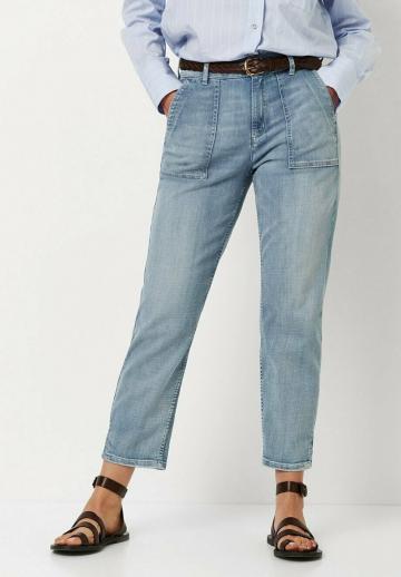 Короткие джинсы