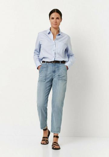 Короткие джинсы