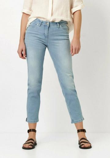 Короткие джинсы