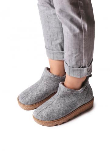 Зимние ботинки