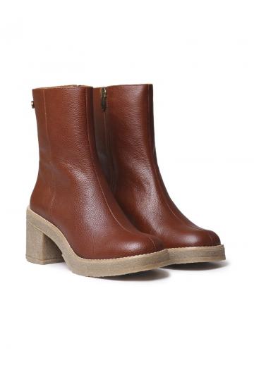 Полусапожки на платформе