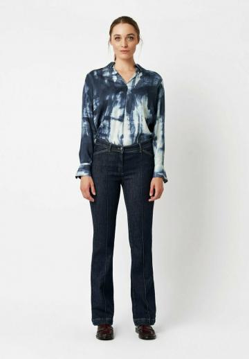 Клешеные брюки