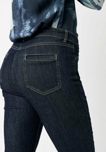 Клешеные брюки