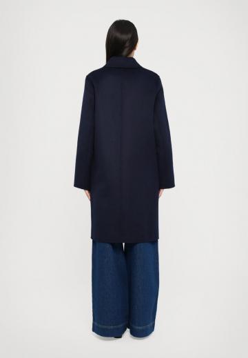 Шерстяное пальто